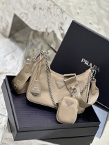 P*rada Top Bag  22*12*6CM