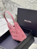 P*rada Top Bag  22*18*6CM
