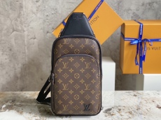 L*ouis V*uitton Top Bag  20*31*7CM