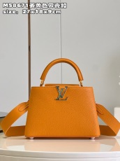 L*ouis V*uitton Top Bag  27*18*9CM