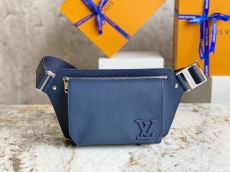 L*ouis V*uitton Top Bag  30*16*3CM