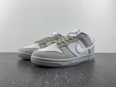 SB Dunk Low  Grey Leather   DX3722-001