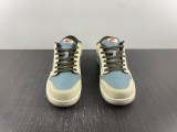 T*ravis S*cott x N*ike Dunk Low update version