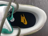 N*ike Dunk Low SE 85 DO9457-100