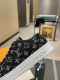 Men L*ouis V*uitton Top Sneakers