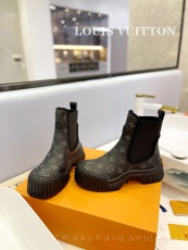 Women L*ouis V*uitton Top Sneakers