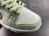 N*ike Dunk Low  SE  DQ7579-300