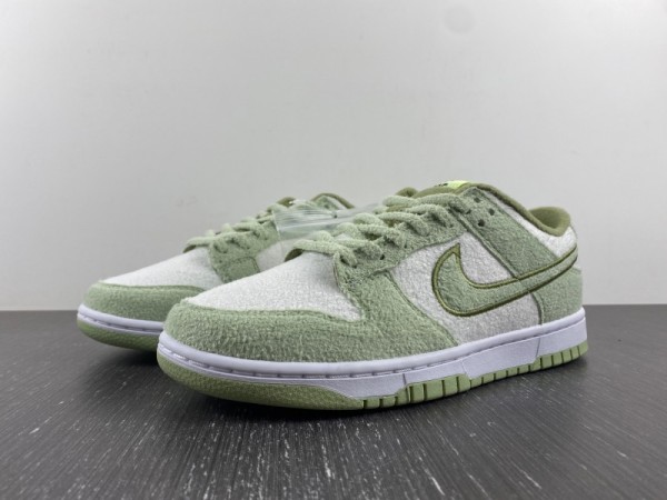 N*ike Dunk Low  SE  DQ7579-300