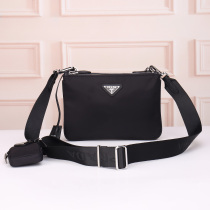P*rada Top Bag 24*17.5*4CM