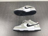 N*ike Dunk Low