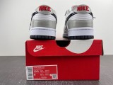 N*ike Dunk Low