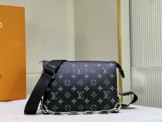 L*ouis V*uitton Top Bag 26*20*12cm
