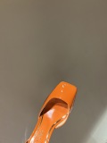 Women 𝑉*𝐴𝐿𝐸𝑁𝑇𝐼𝑁𝑂 Top Sneakers