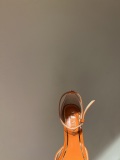 Women 𝑉*𝐴𝐿𝐸𝑁𝑇𝐼𝑁𝑂 Top Sneakers