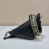 P*rada Top Bag  28*18*11CM