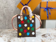 L*ouis V*uitton Bag Top Quality  14*17*5CM