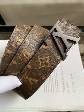 L*ouis V*uitton Belts Top Quality 40MM