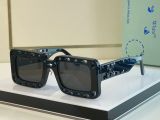 O*ff W*hite  Glasses Top