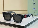 O*ff W*hite  Glasses Top