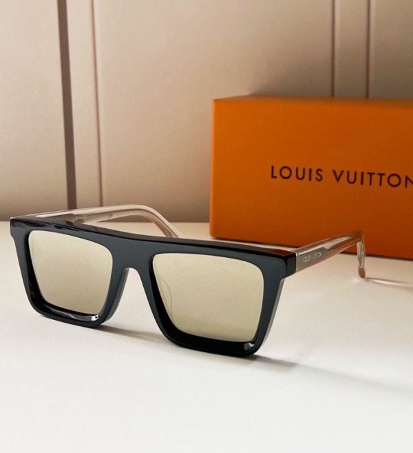 L*ouis V*uitton Glasses Top