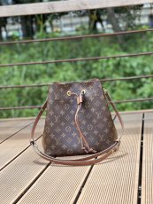 L*ouis V*uitton Top Bag  26*22*27CM