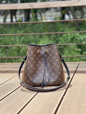 L*ouis V*uitton Top Bag  26*22*27CM