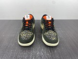 N*ike SB Dunk Low