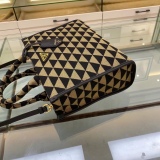 P*rada Top Bag  28*22*9CM