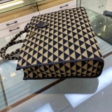 P*rada Top Bag  39*31*11CM