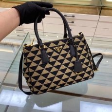 P*rada Top Bag  28*20*12CM