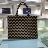 P*rada Top Bag  39*31*11CM