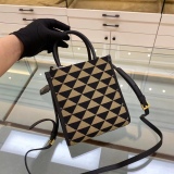 P*rada Top Bag  17*19*6CM