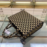P*rada Top Bag  39*31*11CM