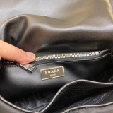 P*rada Top Bag  21*16*7CM