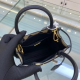 P*rada Top Bag  17*19*6CM