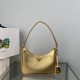 P*rada Bag Top Quality 22*18*6CM