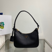 P*rada Bag Top Quality 22*18*6CM