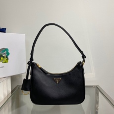 P*rada Bag Top Quality 22*18*6CM