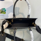 P*rada Top Bag  28*22*9CM