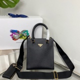 P*rada Top Bag  17*19*6CM