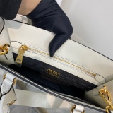P*rada Top Bag  28*22*9CM