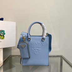 P*rada Top Bag  17*19*6CM