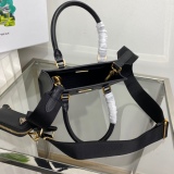 P*rada Top Bag  17*19*6CM