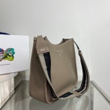 P*rada Top Bag  30*28*12CM