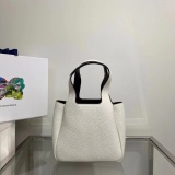P*rada Top Bag 18*15.5*10CM