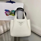 P*rada Top Bag 18*15.5*10CM