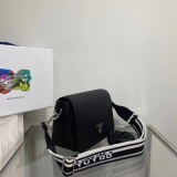 P*rada Top Bag 23*18*9CM