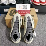Y*eezy Boost 700 V3 Fade ID1674