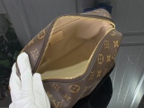 L*ouis V*uitton Top Bag   27*18*9CM