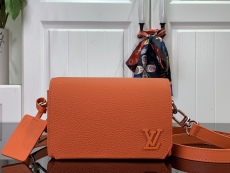 L*ouis V*uitton Top Bag   17.3*12*7CM